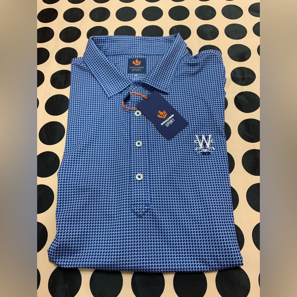 Donald Ross shirt size XXL
91% Polyester 9% Spandex
B326